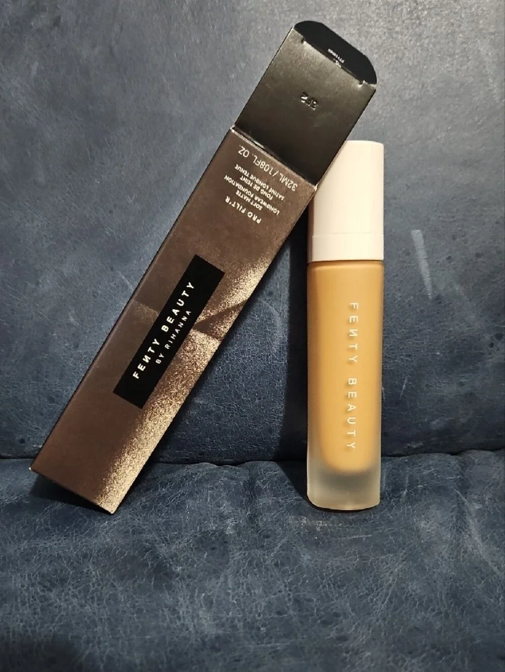 Fenty Beauty by Rihanna Pro Filt’r Soft Matte Longwear Liquid Foundation